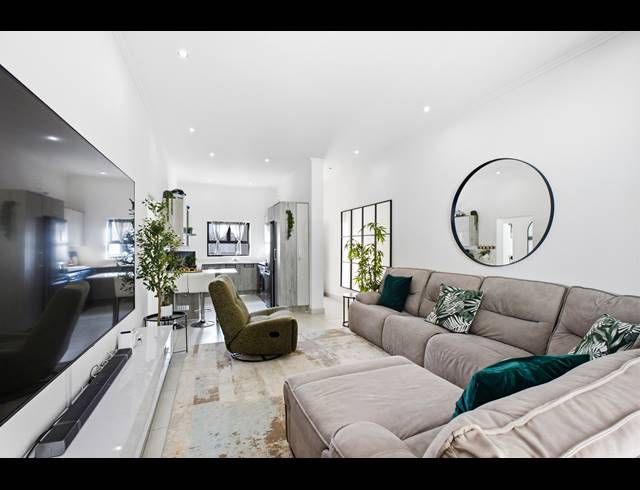2 BEDROOM APARTMENT FOR SALE IN BROADACRES